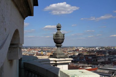 Budapeşte, Macaristan - 10 / 07 / 2020: Budapeşte 'deki Aziz Stephan Bazilikası