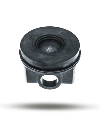 Motor pistonu beyaz arkaplanda izole edildi. Otomotiv endüstrisi bileşeni.