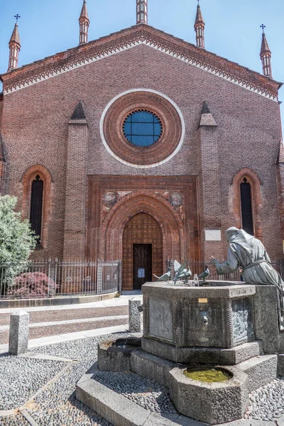Iglesia Fuente San Francesco Vigevano — Foto de Stock