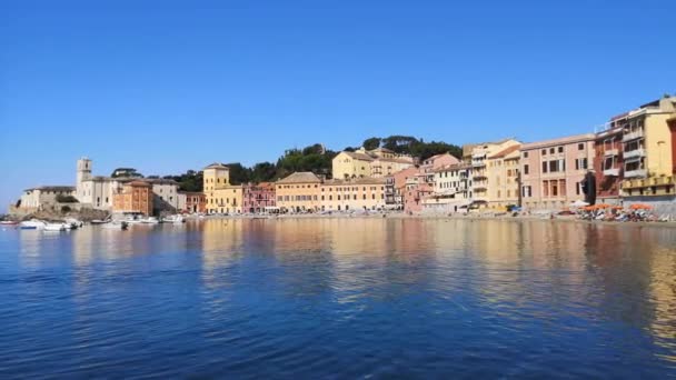 Vista Panorámica Bahía Sestri Levante Con Muchas Casas Colores Spiaggia — Vídeos de Stock