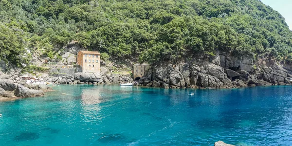 Vista Panorámica Bahía San Fruttuoso Portofino Con Agua Turquesa — Foto de Stock