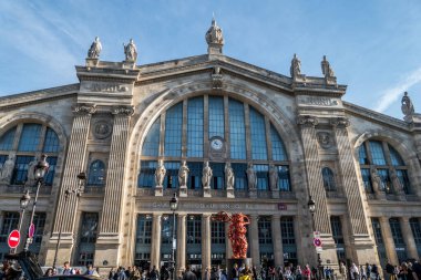 Paris, Fransa - 09 / 15 / 2018: la Gare du Nor