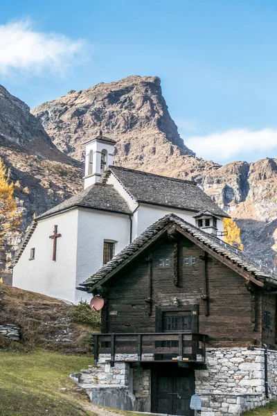 White Catholic Church Alpe Devero — Stock Photo, Image