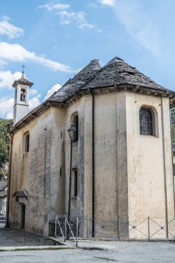 Vigezzo Vadisi 'ndeki Malesco' daki güzel kilise.