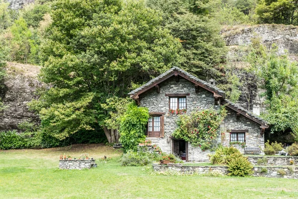 Premia Italy 2020 Old Stone House Uriezzo Piedmont — стоковое фото