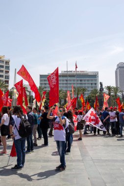 İzmir, Türkiye - 1 Mayıs 2017: Uluslararası İşçi Bayramı, İzmir, Türkiye. Fotoğraf: 1 Mayıs 2017