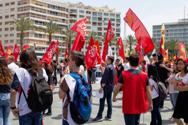 İzmir, Türkiye - 1 Mayıs 2017: Uluslararası İşçi Bayramı, İzmir, Türkiye. Fotoğraf: 1 Mayıs 2017