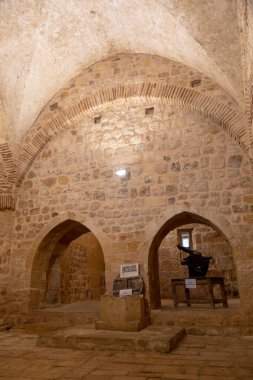 Türkiye 'nin Mardin kentindeki Deyrulzafaran Manastırı. Deyrulzafaran Manastırı 'nın iç manzarası.