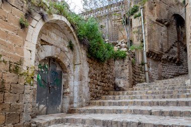 Tarihi Mardin 'in dar sokaklarının manzarası. Mardin, Türkiye.