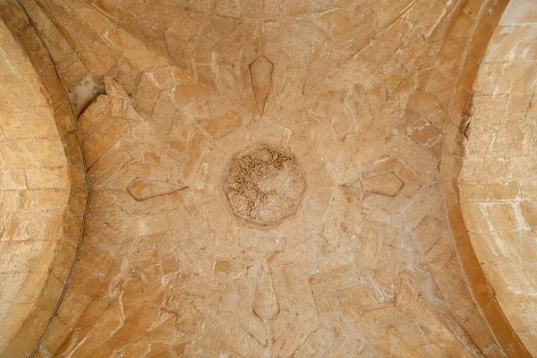 Kasimiye Madrasa Dome Mardin Türkiye Medresenin Girişinden Ayrıntı — Stok fotoğraf