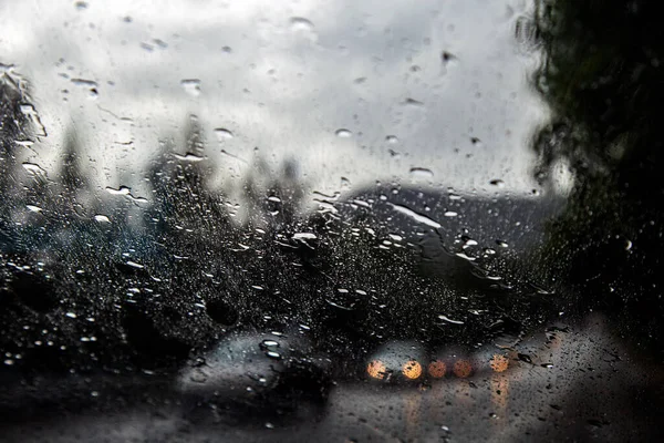 Autoscheibe Mit Regentropfen Fahren Regen Witterungshintergrund Regengläser — Stockfoto