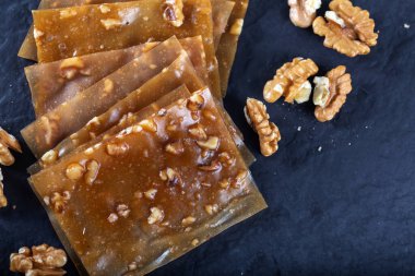 Susam ve Cevizli Türk Kösteği / Kurutulmuş Meyve Pulu