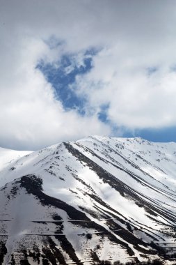 Karlı Kış Dağları Manzaraları, Bozdağ, İzmir, Türkiye. Kış manzarası. 