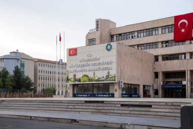 Diyarbakır / Türkiye - 05 / 01 / 2019: Diyarbakır Büyükşehir Belediyesi. Diyarbakır, Türkiye.