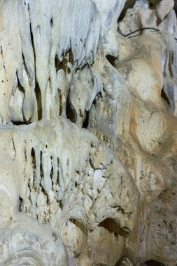 Karain Mağarası, Antalya, Türkiye. Paleolitik arkeolojik alan. Türkiye 'nin Akdeniz bölgesi.