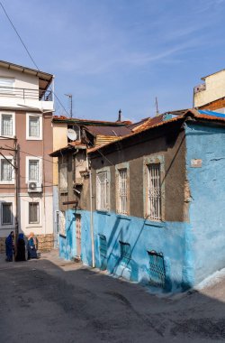 Basmane, İzmir / Türkiye - 02 / 23 / 2018: Basmane, tarihini hâlâ koruyan en eski bölgelerden biri. Şu anda çoğunlukla Suriyeli mültecilerin yaşadığı eski evler, Basmane Mahallesi İzmir, Türkiye.