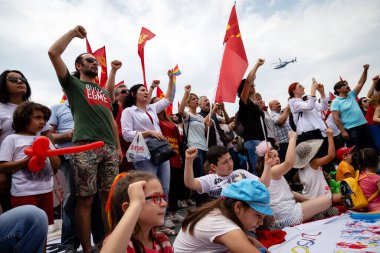 İzmir / Türkiye - 05 / 01 / 2018: İzmir, Türkiye 'den İşçi Bayramı Toplantısı. 