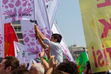 İzmir / Türkiye - 05 / 01 / 2018: İzmir, Türkiye 'den İşçi Bayramı Toplantısı. 