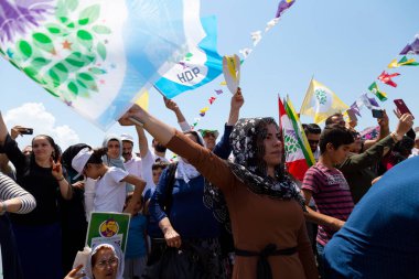 Gundogdu Meydanı, Konak, İzmir / Türkiye - 06 / 23 / 2018: İzmir 'de Cumhurbaşkanlığı Seçim Toplantısı (Halklarin Demokratik Partisi, HDP).