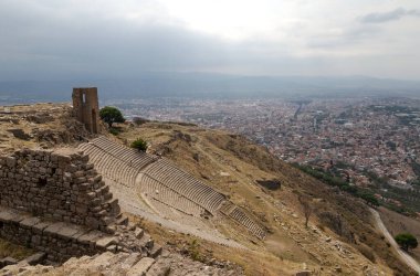 Antik Pergamon şehrinin kalıntıları. Bergama, İzmir, Türkiye.