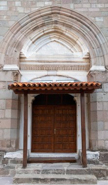 Bergama (Pergamon), İzmir, Türkiye - 10 / 14 / 2018: Bergama Ulu Camiinin Kapısı, Bergama, İzmir, Türkiye