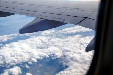 Uçak penceresinden İzmir 'in görüntüsü