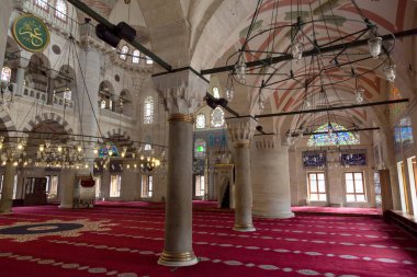 Kilic Ali Paşa Camii, Tophane, Beyoğlu İstanbul, Türkiye 'den iç güvenlik detayları. Bu cami Mimar Sinan tarafından 1560 yılında inşa edilmiştir. Fotoğraf: 29 Ocak 2017