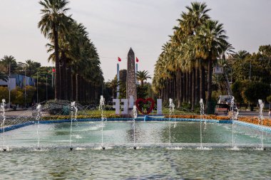 Konak, İzmir / Türkiye - 11 / 22 / 2019: İzmir 'deki kültür parkı ve sergi merkezi. İzmir 'de Kulturpark olarak da bilinen Kltrpark (tercüme edilen kültür parkı) adlı kamu parkı. 