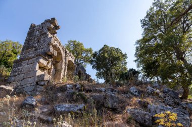 Antalya 'nın Taurus Dağları' ndaki Termessos veya Thermessos 'taki antik kalıntılar. Termessos.