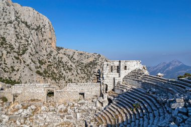 Antalya 'nın Taurus Dağları' ndaki Termessos veya Thermessos 'taki antik kalıntılar. Termessos.