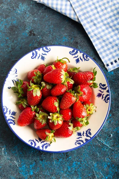 Heap Fresh Strawberries Ceramic Bowl Stone Background — Stock Photo, Image