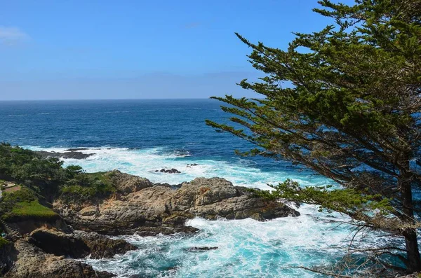 世界的に有名なカリフォルニアの風景中央海岸のビッグサー — ストック写真