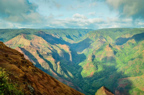 Színes Waimea Canyon Grand Canyon Pacific Kauai Szigetén Hawaii Szigeteken — Stock Fotó