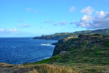 Hawaii Adaları 'ndaki Maui' nin ıssız kuzey kıyısında..