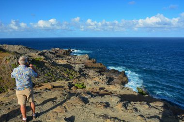 Maui Havadeliği, daha az seyahat edilen kuzey Maui kıyısında popüler bir turist merkezi. Hawaii Adaları.