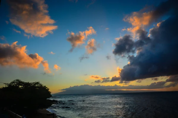 Amanece Justo Antes Del Amanecer Sobre Playa Kahana Maui Hawai — Foto de Stock