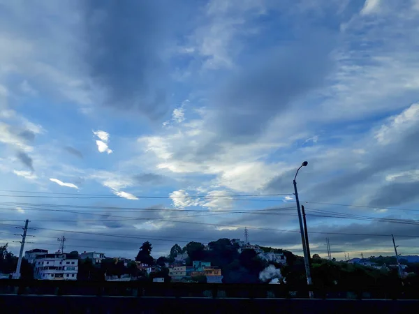 Wschód Słońca Gwatemali Chmury Kable Architektura Ameryce Łacińskiej — Zdjęcie stockowe