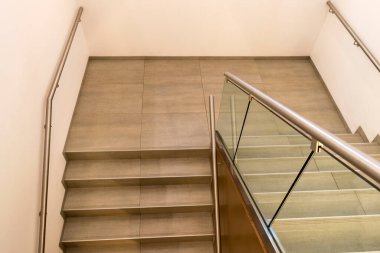 Binadaki merdiven ve tırabzanlar, Guatemala City 'deki mimari, Latin Amerika.