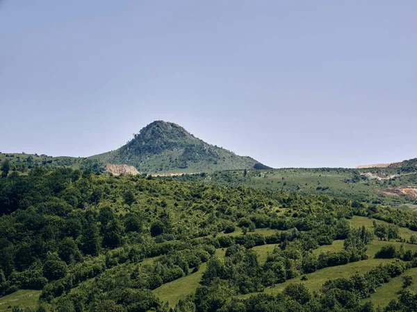 Mateias Peak Sett Utifrån Nameiesti Rupestral Kloster Rumänien — Stockfoto