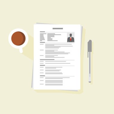 Adam alımı. Vektör çizimi. İnsan kaynakları, iş görüşmesi, işe alım, istihdam kavramları. Düz dizayn. Özgeçmişi olan bilgisayar, ekranda özgeçmiş,