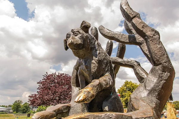 Dzok anıt - Krakow (Polonya köpek)