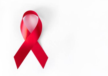 Kırmızı sembolik kurdele. AIDS, vaskülit, anoreksi, uyuşturucu bağımlılığı sorunu. Beyaz bir arkaplanda