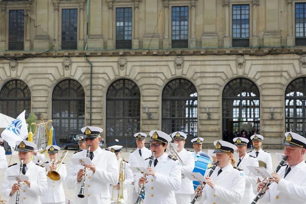 Stockholm Sveç Haziran 2018 Sveç Kraliyet Kalesi Nin Dışında Sveç — Stok fotoğraf