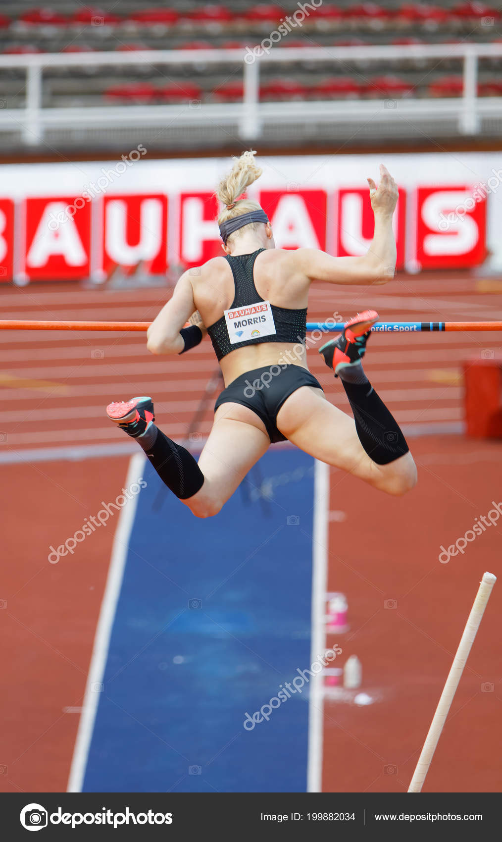 morris pole vault