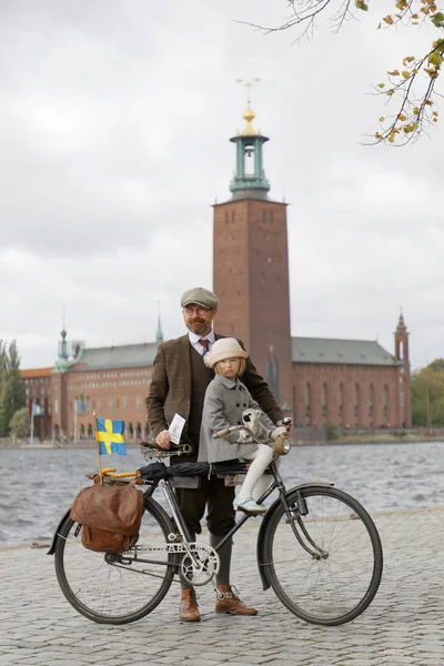 Stockholm Septiembre 2018 Hombre Niño Vistiendo Traje Tweed Sombrero Anticuados — Foto de Stock
