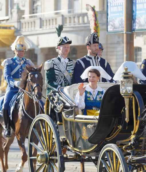 Szwedzka królowa Silvia Bernadotte zrzeka się publiczności z — Zdjęcie stockowe