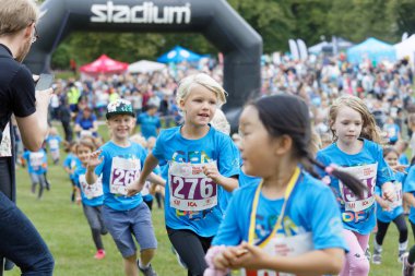 Çocuklar Enco için Hagaparken Nesil Pep gün boyunca çalışan