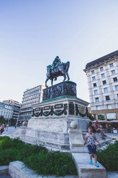 Pomnik Księcia Mihailo Położony Głównym Placu Republiki Belgradzie Serbia — Zdjęcie stockowe