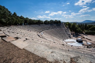 Yunanistan 'ın Epidaurus kentindeki Antik Asklepieion Tiyatrosu
