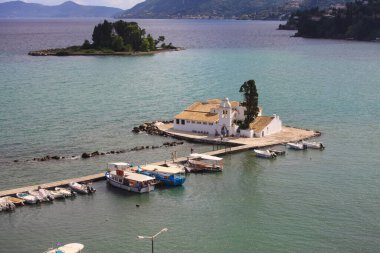 Yunanistan 'ın Korfu kentindeki Vlacherna Manastırı